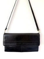 Lade das Bild in den Galerie-Viewer, Ledertasche Schwarz 80s Clean Clutch
