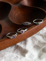 Lade das Bild in den Galerie-Viewer, *925 Sterling Silber* Vintage Ring Wave Lila (55/15)
