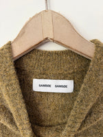 Lade das Bild in den Galerie-Viewer, *Samsøe Samsøe* Pullunder Alpaka Wolle Khaki (L)
