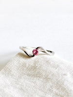 Lade das Bild in den Galerie-Viewer, *925 Sterling Silber* Vintage Ring Wave Rosa (58/18)
