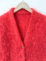 Lade das Bild in den Galerie-Viewer, *Mohair Wolle* Cardigan Handmade 80s Koralle (M-L)
