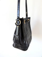 Lade das Bild in den Galerie-Viewer, Leder Bucket Bag Kroko Schwarz
