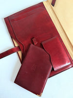 Lade das Bild in den Galerie-Viewer, *Aigner* RARE Tablet Aktentasche Leder Burgundy
