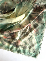 Lade das Bild in den Galerie-Viewer, *Seide* Tuch 80s Handpainted Mint Peach
