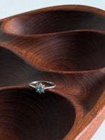 Lade das Bild in den Galerie-Viewer, *925 Sterling Silber* Vintage Ring Flower Blau (18/58)
