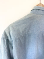 Lade das Bild in den Galerie-Viewer, *Looney Tunes* Jeanshemd 90s Stick (L)
