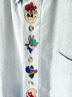 Lade das Bild in den Galerie-Viewer, *Looney Tunes* Jeanshemd 90s Stick (L)
