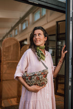 Lade das Bild in den Galerie-Viewer, Katarina • Bauchtasche Heavin x Zacamo Kollektion 9.0
