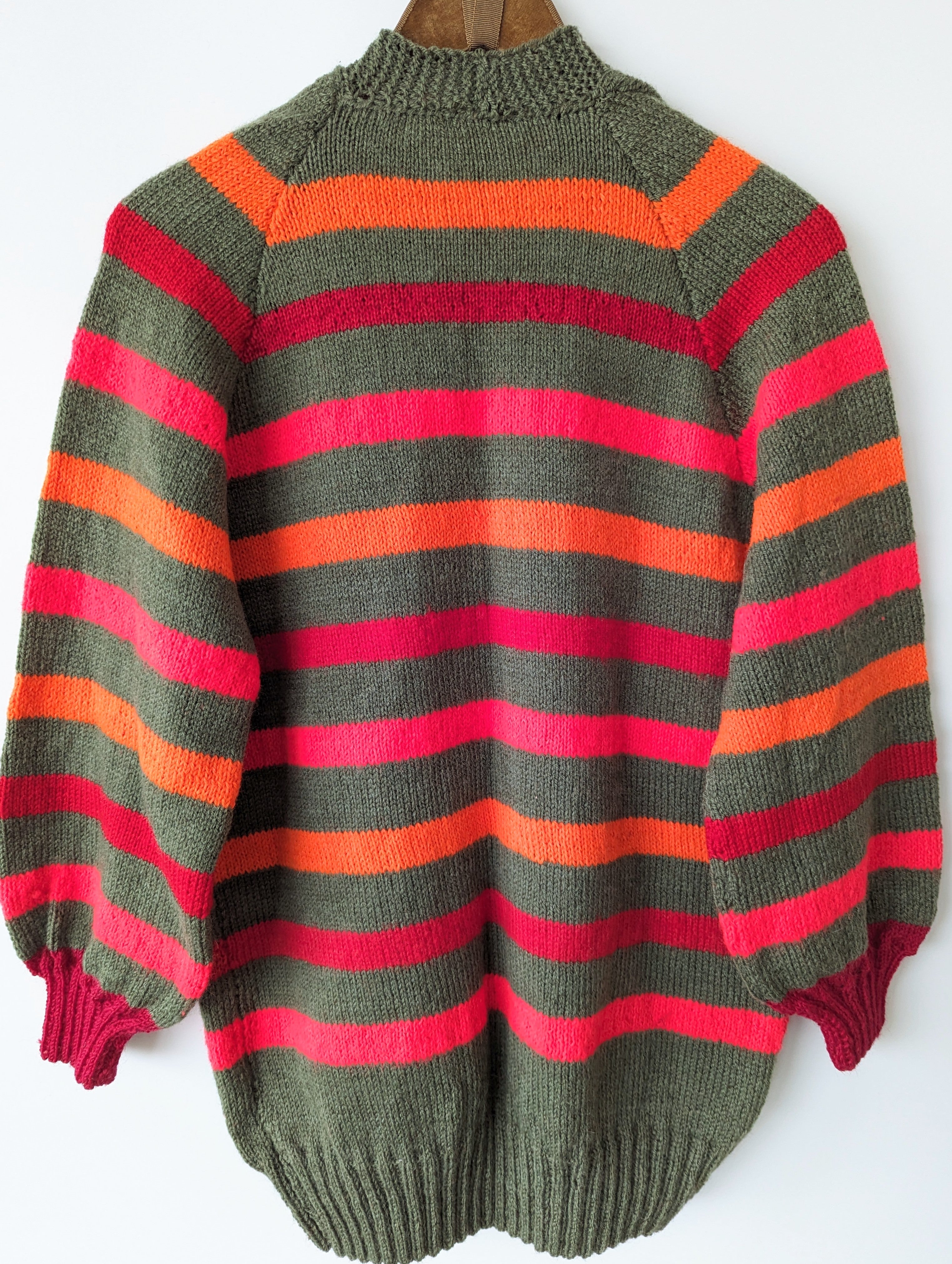 *Handmade* Pullover Streifen Khaki Rot Heavin (M-L)