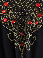 Lade das Bild in den Galerie-Viewer, *Wolle &amp; Angora* Pullover Bohemian Perlen Pailletten Stick (M-L)

