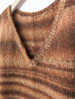 Lade das Bild in den Galerie-Viewer, *Handmade* Pullunder Wolle Rost Heavin (XL)
