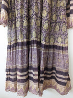 Lade das Bild in den Galerie-Viewer, *Rare* Kleid India 70s Bohemian Paisley (S)
