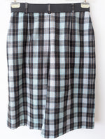 Lade das Bild in den Galerie-Viewer, *Wolle* Bermuda Culotte Tartan Türkis (S-M)
