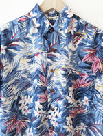 Lade das Bild in den Galerie-Viewer, *Seide* Hemd Hawaii Print Blau (S-M)
