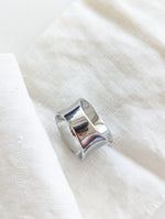 Lade das Bild in den Galerie-Viewer, Ring 14k Silber 90s Chunky
