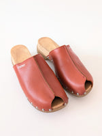 Lade das Bild in den Galerie-Viewer, ESPRIT Clogs Mules Leder Orange (40-41)
