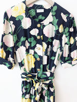 Lade das Bild in den Galerie-Viewer, *Seide* Kleid 80s Rosen Print (S-M)
