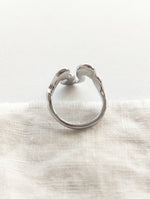 Lade das Bild in den Galerie-Viewer, Ring 14k Silber Organic
