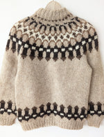 Lade das Bild in den Galerie-Viewer, *Iceland Wool* Handmade Pullover Reykjavik (S-M)
