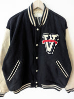 Lade das Bild in den Galerie-Viewer, RARE College Varsity V Lederbomber (L)
