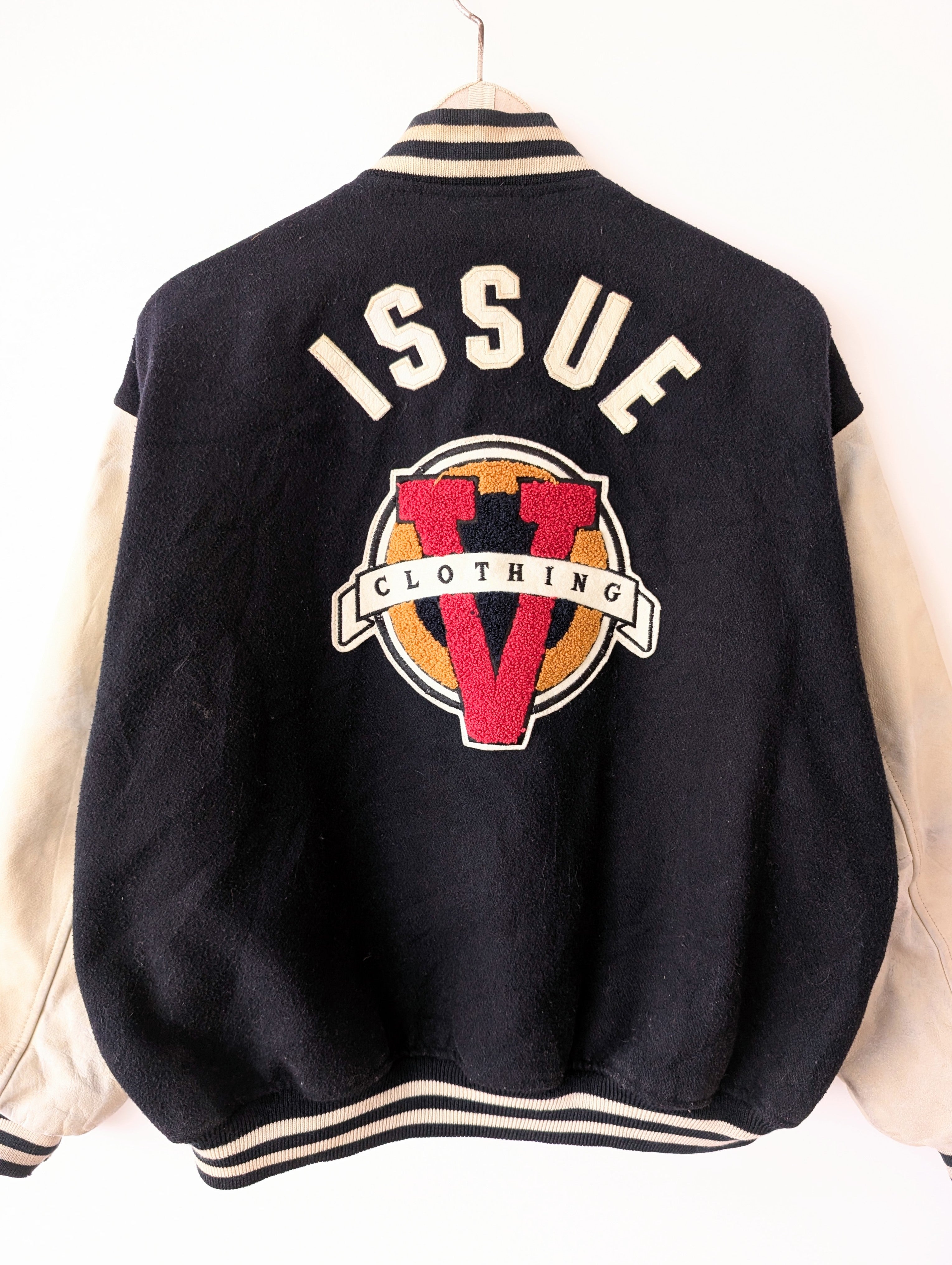 RARE College Varsity V Lederbomber (L)