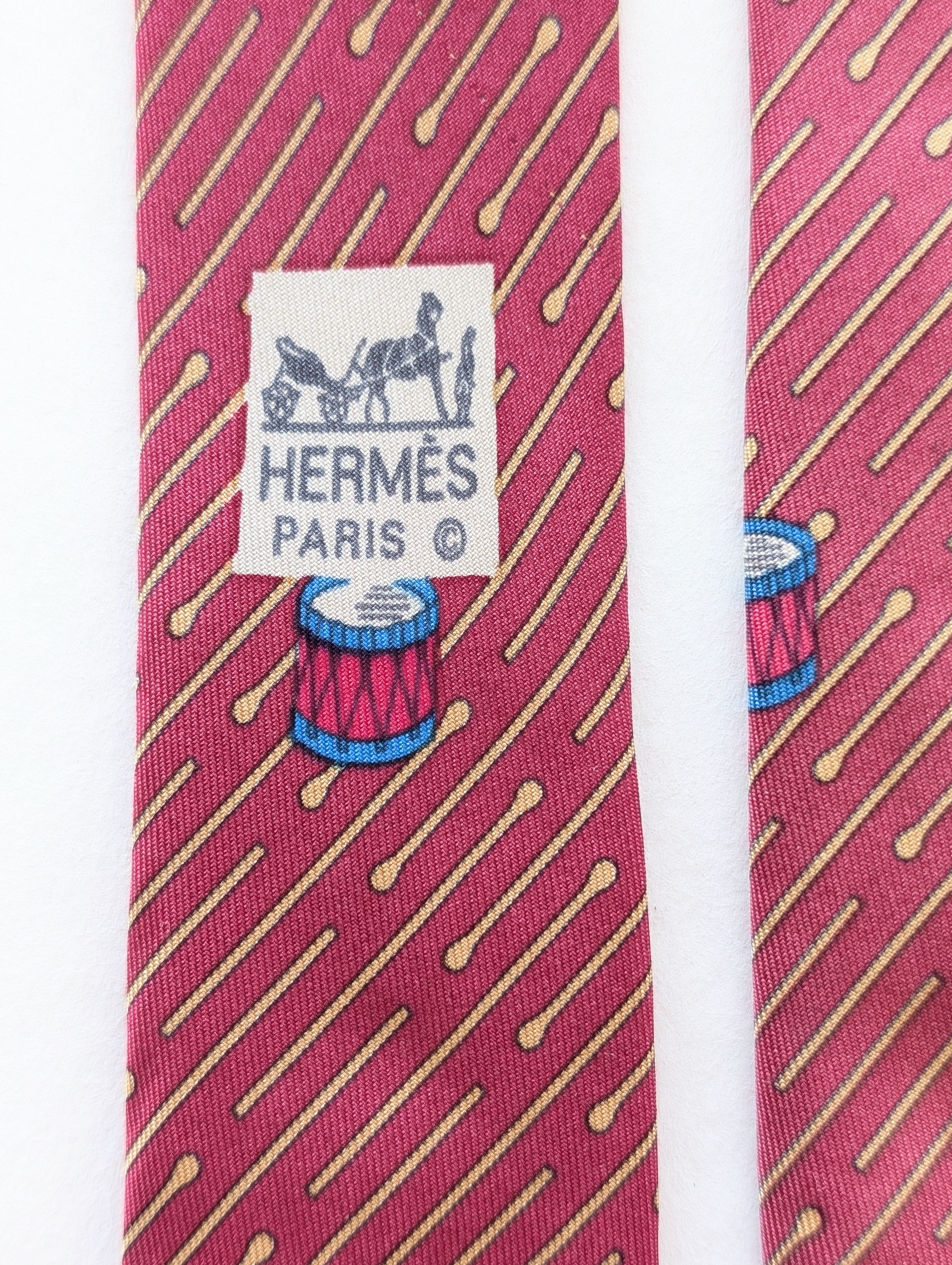 *Hermès* Karton & Krawatte Trommel Rosa