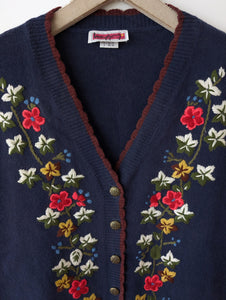 *Schurwolle* Cardigan Blumen Strickerei (L)