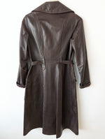 Lade das Bild in den Galerie-Viewer, Ledermantel 70s Trenchcoat Dunkelbraun (S-M)
