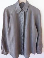 Lade das Bild in den Galerie-Viewer, *Seide* Bluse Bohemian Stick Perlen (M-L)
