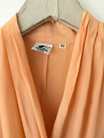Lade das Bild in den Galerie-Viewer, *Seide* Wickelbluse Cropped 80s Apricot (M)
