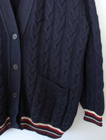 Lade das Bild in den Galerie-Viewer, Cardigan GIGUE Varsity College Stick (L)
