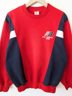 Lade das Bild in den Galerie-Viewer, *New Balance* Sweater 80s Logo Print (L)
