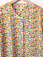 Lade das Bild in den Galerie-Viewer, *Seide* Bluse 80s Bunter Blumen Print (XXL)
