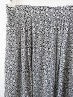 Lade das Bild in den Galerie-Viewer, Rock 80s Blumen Schwarz Weiß (L-XL)
