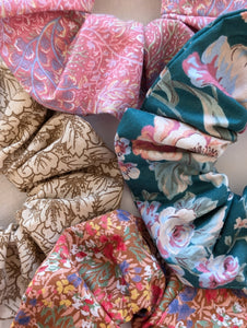 Scrunchie Romantic Print Altrosa Flieder