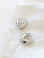 Lade das Bild in den Galerie-Viewer, Creolen 14k Silber Heart
