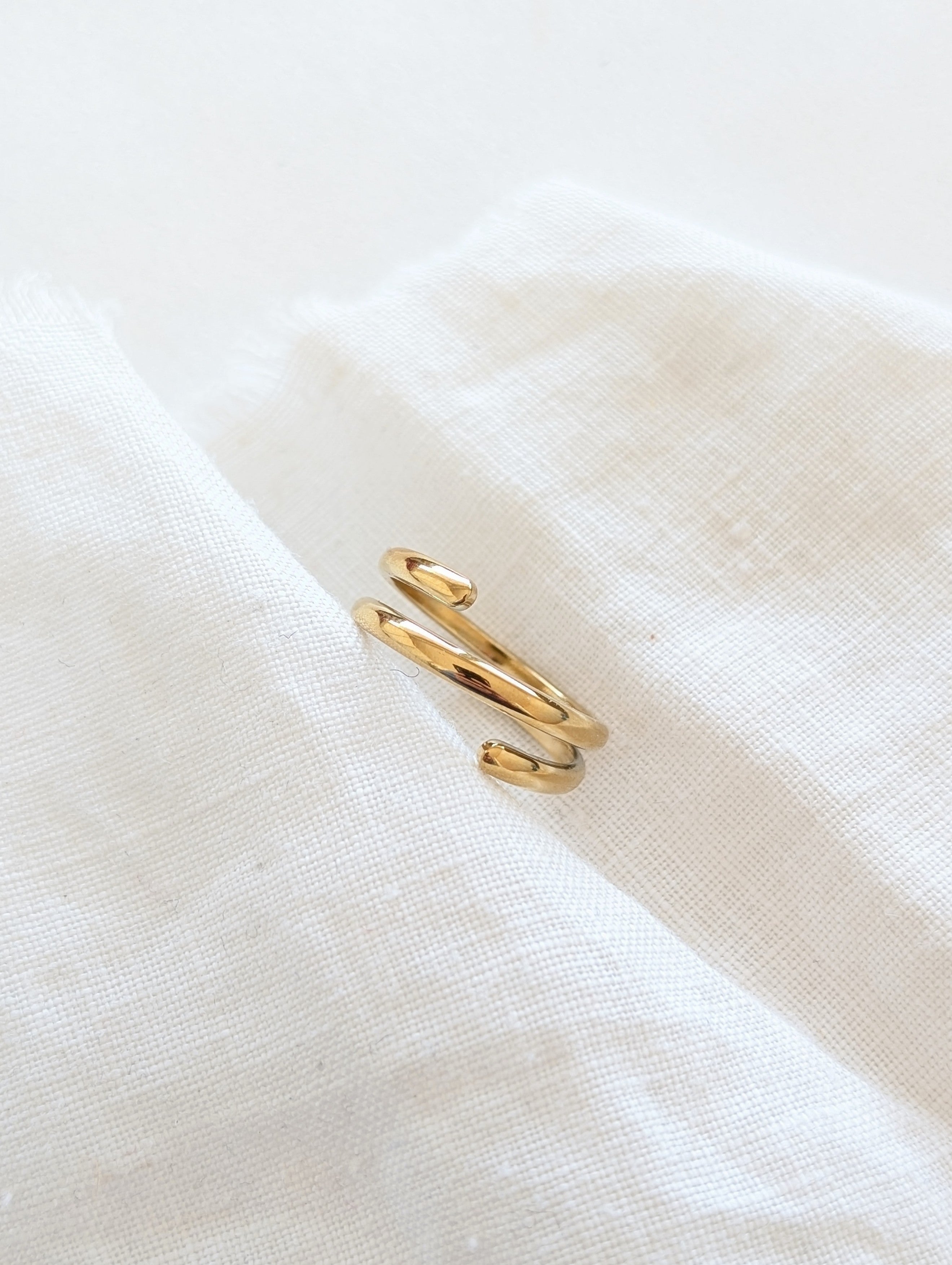 Ring 14k Gold Spiral Fine