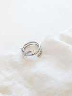 Lade das Bild in den Galerie-Viewer, Ring 14k Silber Spiral Fine
