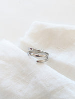 Lade das Bild in den Galerie-Viewer, Ring 14k Silber Spiral Fine
