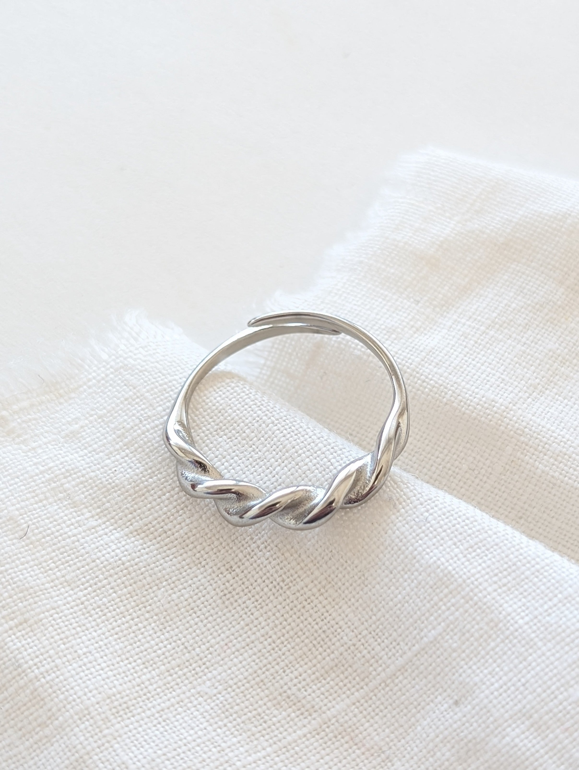 Ring 14k Silber Twisted Fine