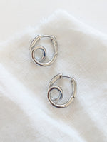 Lade das Bild in den Galerie-Viewer, Creolen Oval 14k Silber Loops
