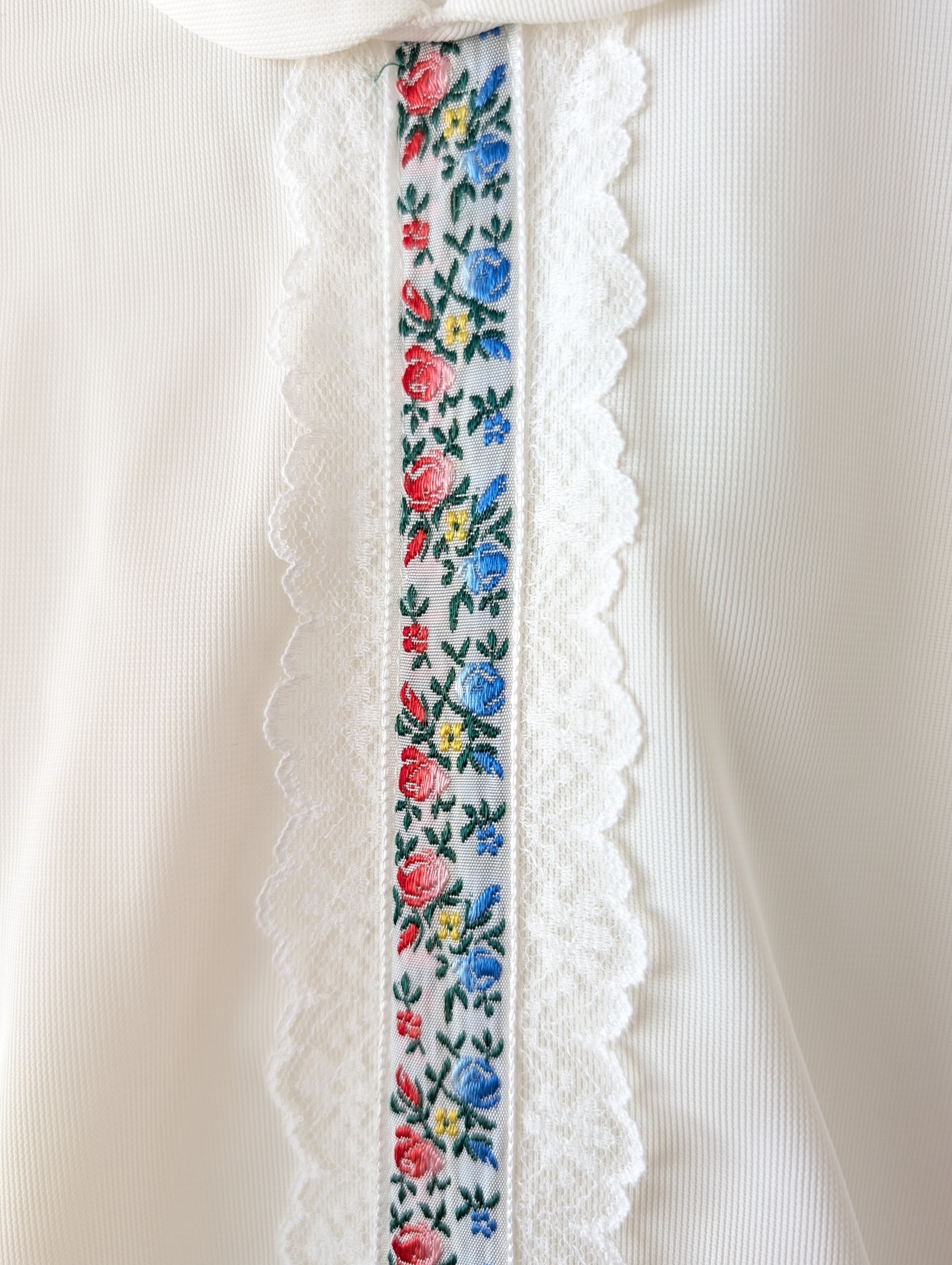 Bluse 70s Folklore Bordüre & Spitze (S-M)