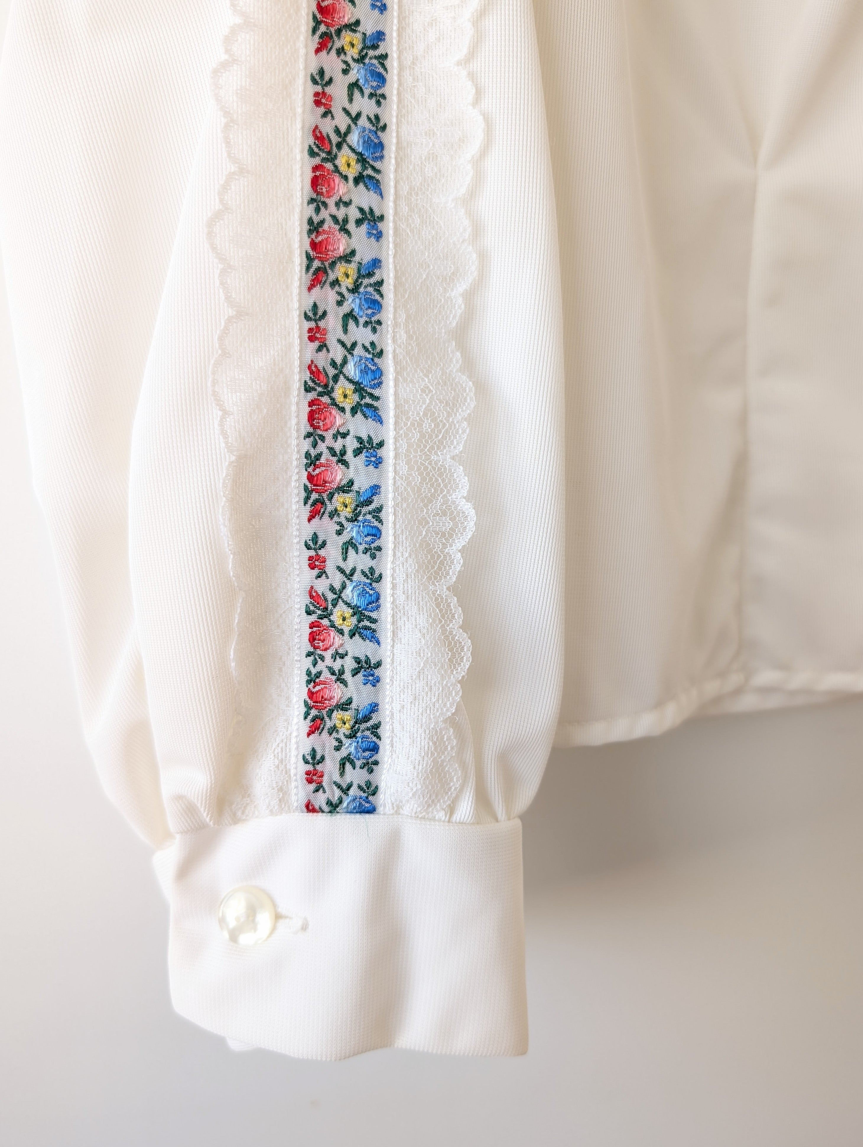 Bluse 70s Folklore Bordüre & Spitze (S-M)