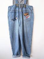 Lade das Bild in den Galerie-Viewer, Latzhose 80s Patches Washington Workwear (L-XL)
