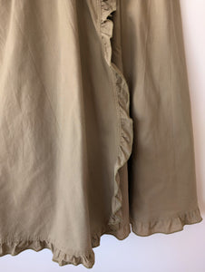 *Handmade* Rock Rüschen Skandi Khaki (M-L)