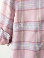 Lade das Bild in den Galerie-Viewer, *Leinen* Bluse Pastell Flieder Gingham (M)
