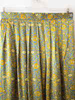 Lade das Bild in den Galerie-Viewer, *Seide* Rock Bohemian Print Rauchblau (L)
