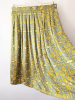 Lade das Bild in den Galerie-Viewer, *Seide* Rock Bohemian Print Rauchblau (L)
