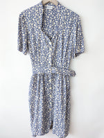 Lade das Bild in den Galerie-Viewer, Kleid Betty Barclay Streublümchen Blau (S)
