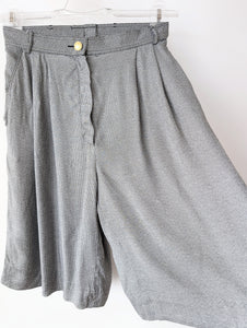 Bermuda Shorts Hahnentritt Bundfalten (M)